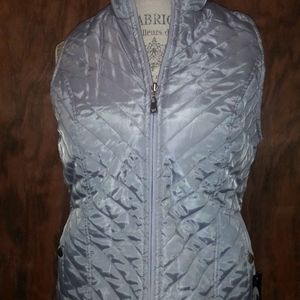 ⛺ Pack light NWT Baku Reversible Puffer Vest
